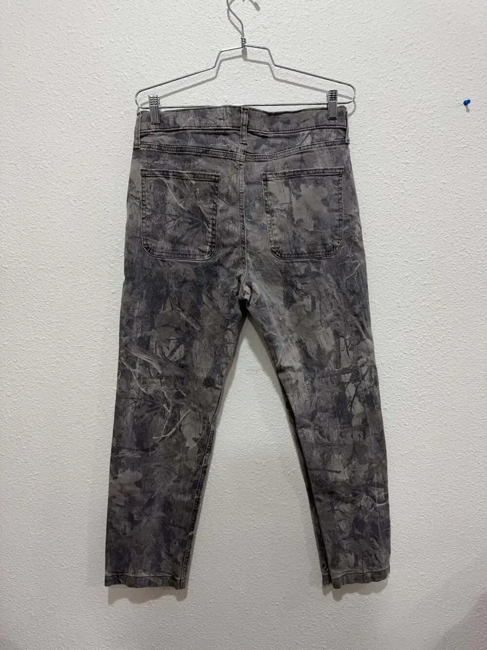 Hollister loose fit